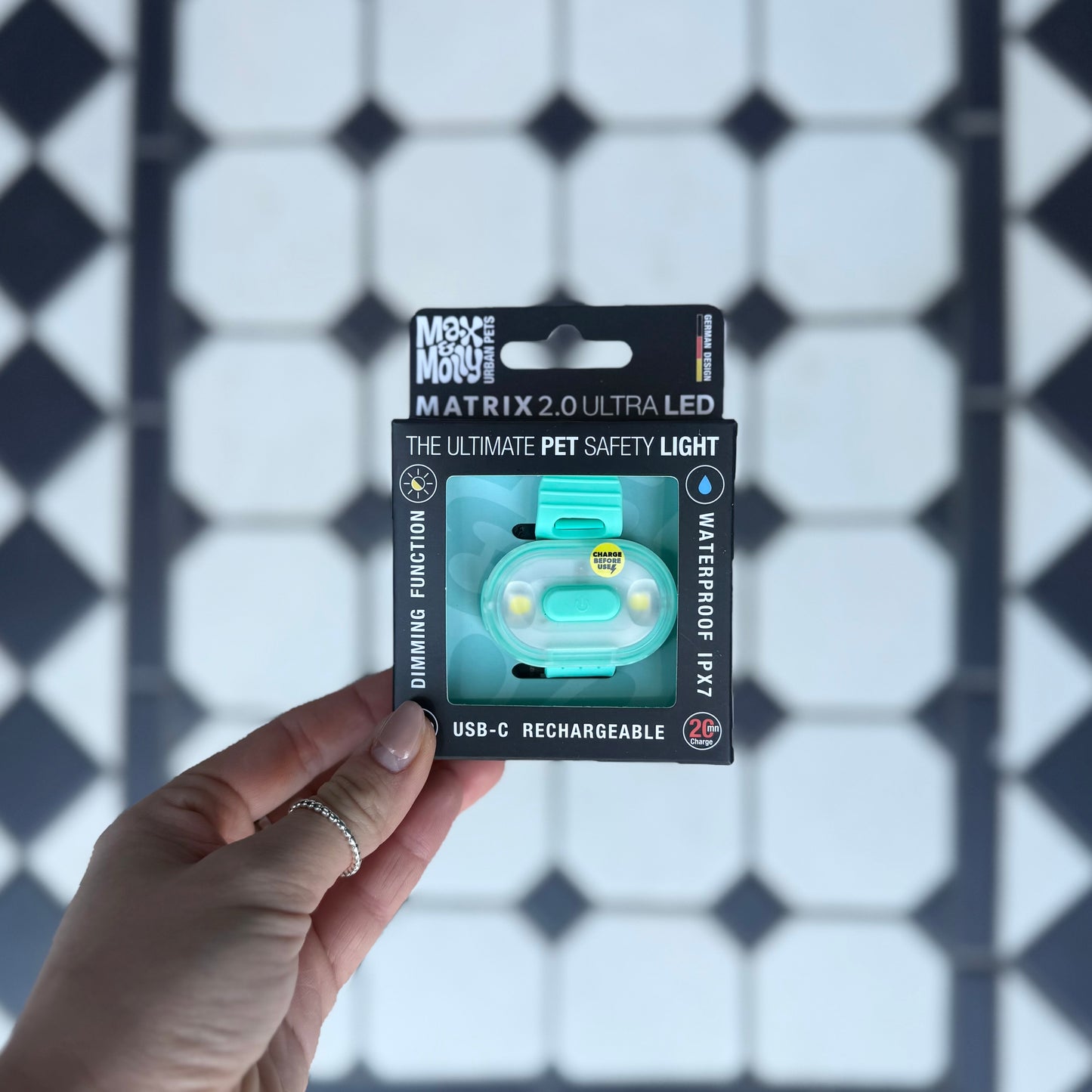 Max & Molly Matrix Light